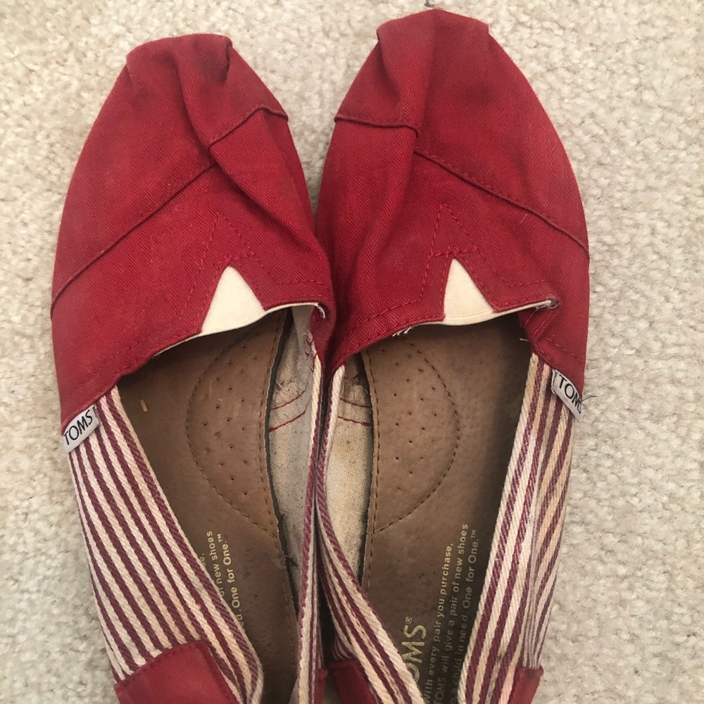 Toms “University” espadrille
